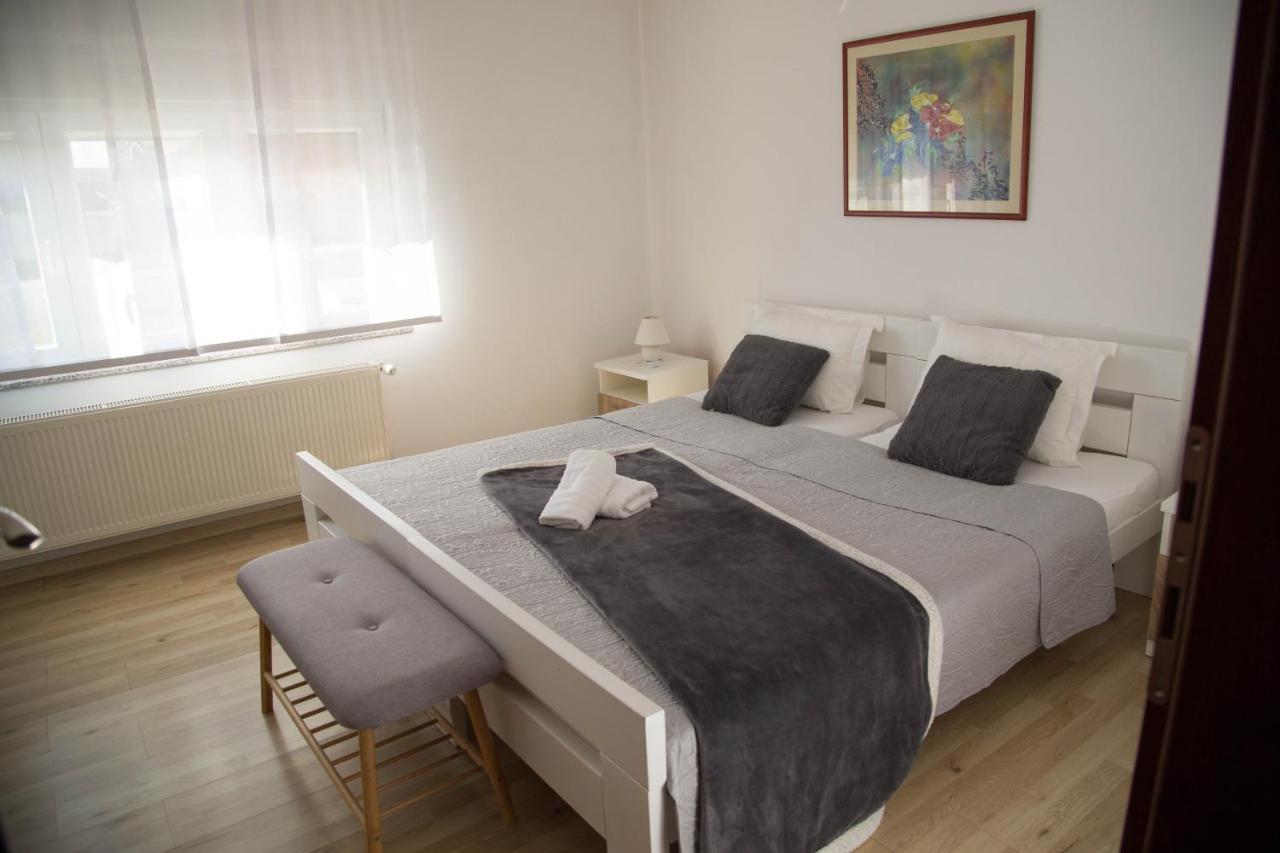 Apartmani Baotic Zupanja Luaran gambar