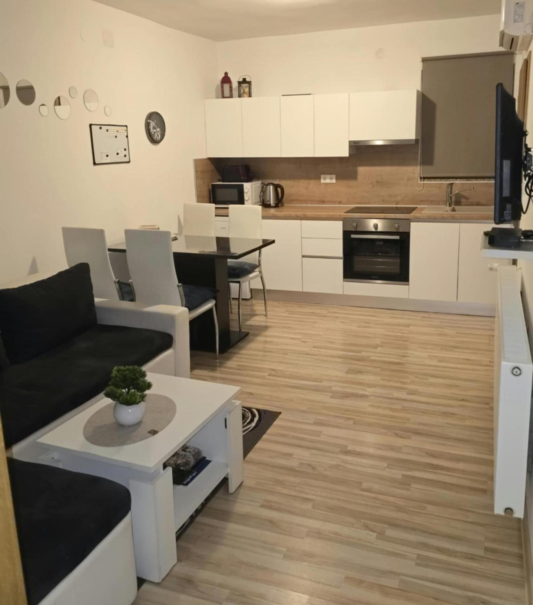 Apartmani Baotic Zupanja Luaran gambar
