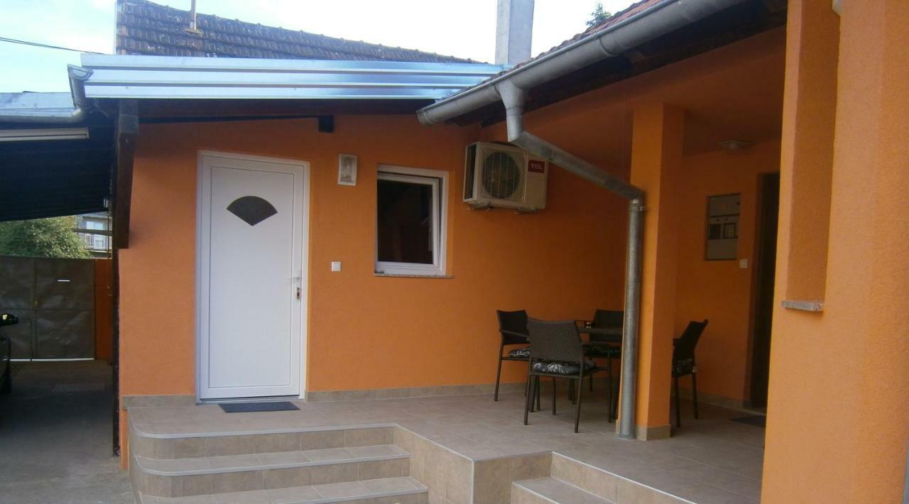 Apartmani Baotic Zupanja Luaran gambar